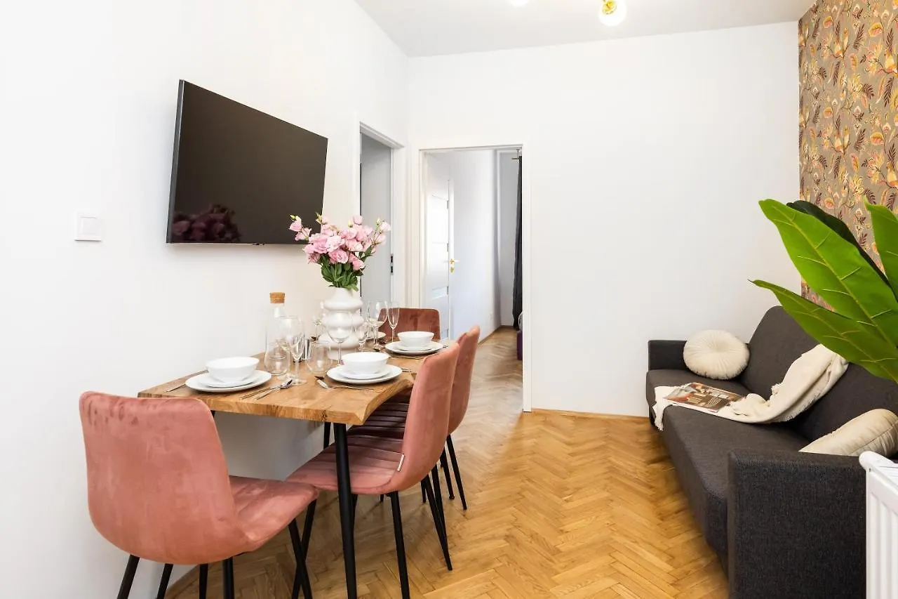Gallery 7 - Apartment 7 Krakow 0*,